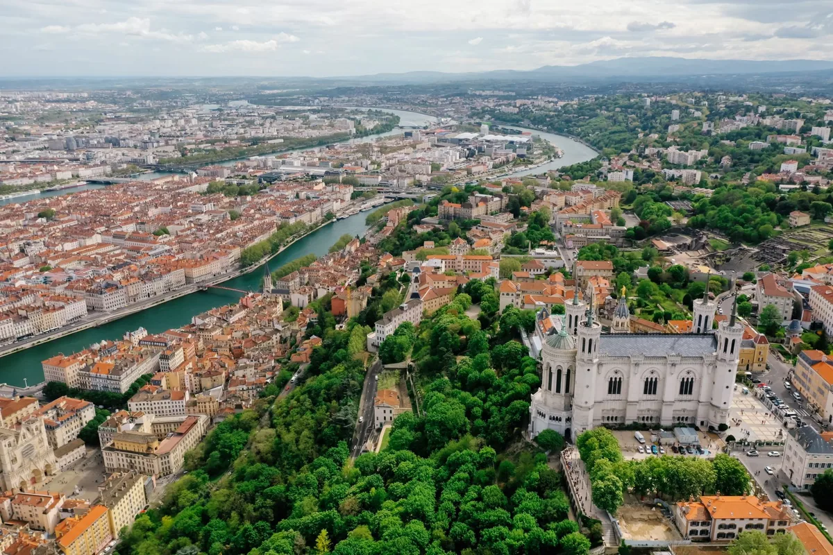 Recruter un manager ou un dirigeant à Lyon