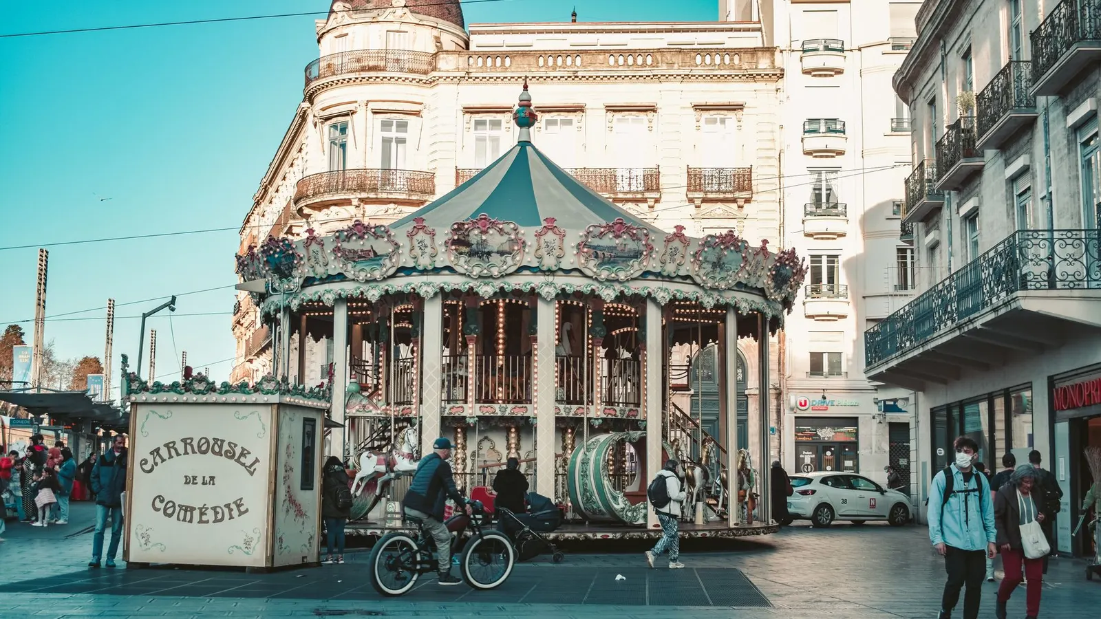Le carrousel de la place de la Comédie, Montpellier