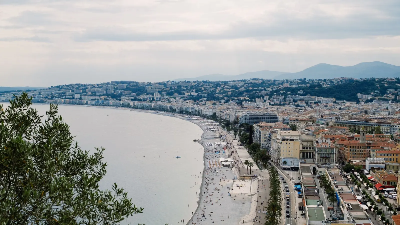 La baie des Anges et la promenade des Anglais, Nice