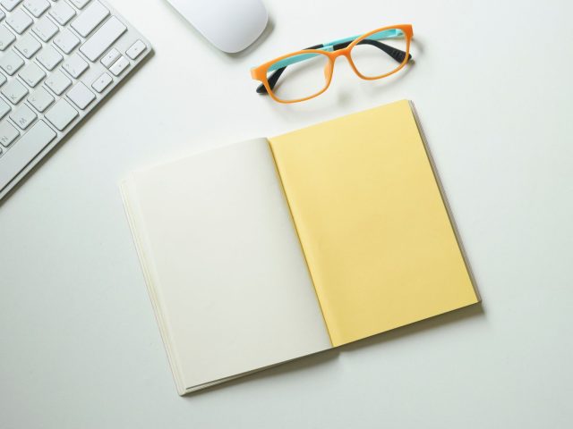 France : report de la transparence salariale à 2027 et impact sur les PME