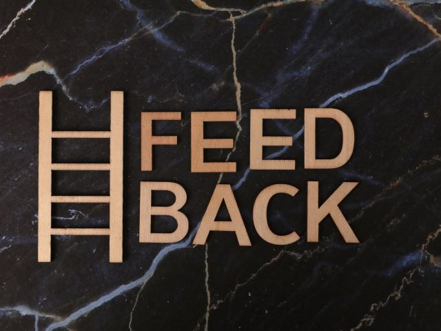 Comment le feedback efficace transforme l&rsquo;engagement des clients et des employés