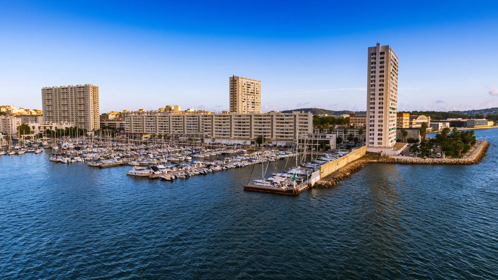 La rade et le port de Toulon
