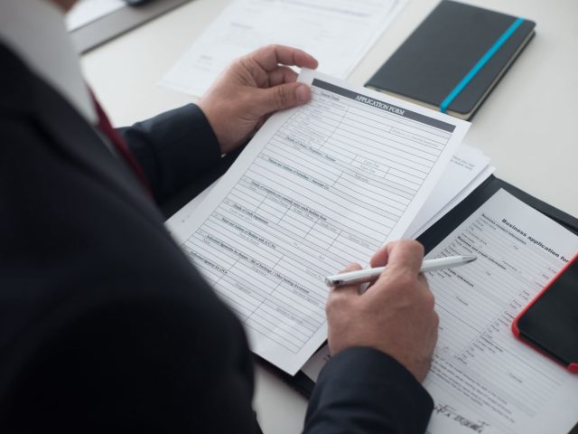Sterling background check : comment ça fonctionne en recrutement